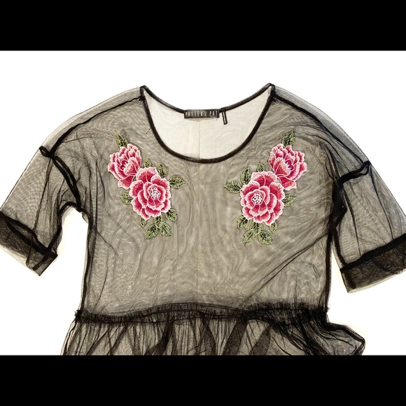 Potter’s Pot Mesh Dress with Embroidery - Picture 2 of 3